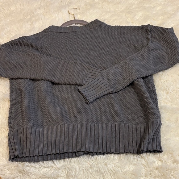 Women's Two-piece Gray Knit Cardigan/Jogger Pants - Picture 8 of 10